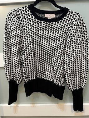 Philosophy Balloon Sleeve Houndstooth Sweater